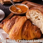 cách làm bánh croissant trứng muối